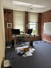 233 S Detroit Ave, Tulsa, OK à louer Photo intérieure- Image 2 de 4