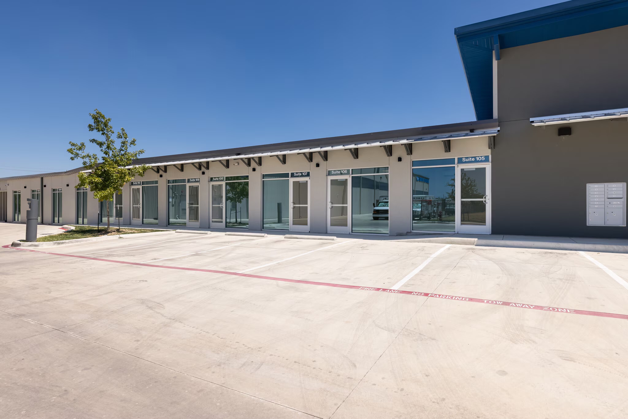 3426 W Loop 1604 S, San Antonio, TX à louer Photo du bâtiment- Image 1 de 11