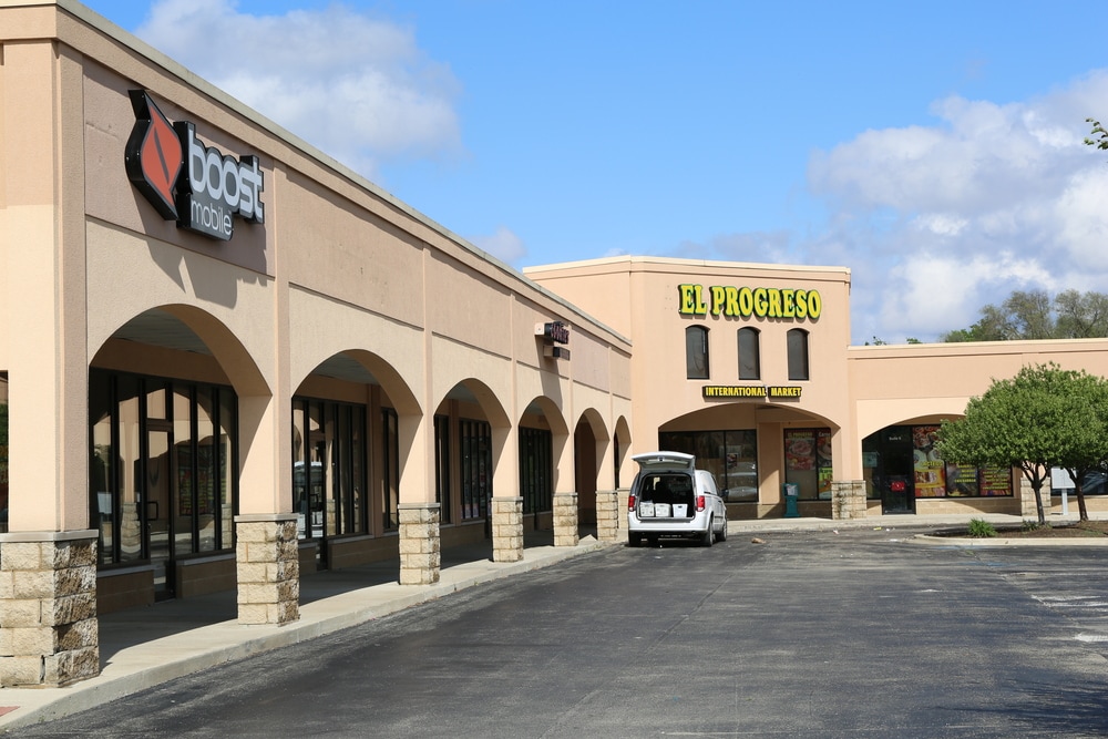 520 N Cunningham Ave, Urbana, IL for lease Primary Photo- Image 1 of 28