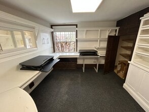 34 Market Pl S, Ripon à louer Photo intérieure- Image 2 de 6