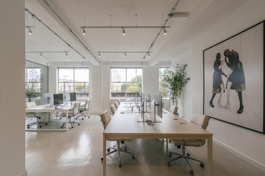 1 Westgate St, London for lease - Building Photo - Image 1 of 35