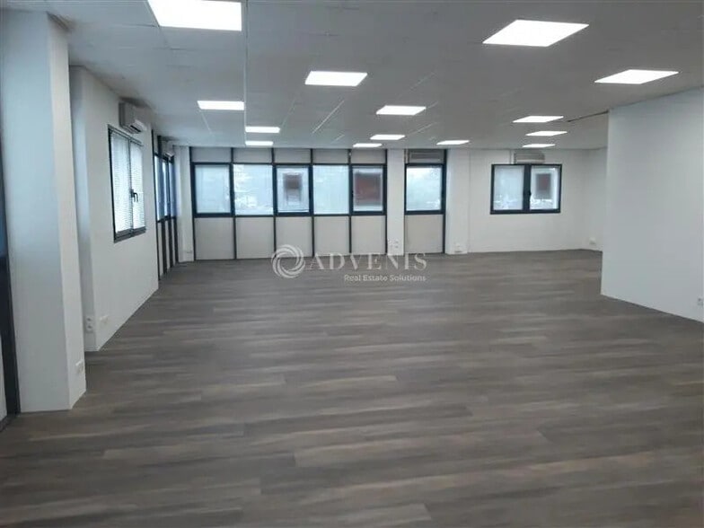 Bureau dans La Chapelle-sur-Erdre à louer - Photo intérieure - Image 3 de 3