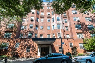 Plus de détails pour 3524 78th St, Jackson Heights, NY - Bureau à vendre
