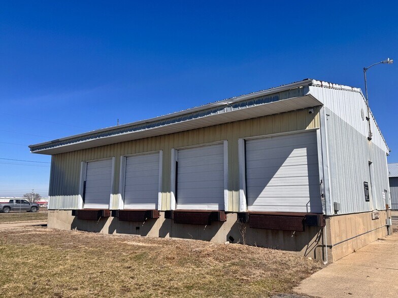 440 E Backbone Rd, Princeton, IL à vendre - Photo du bâtiment - Image 3 de 14