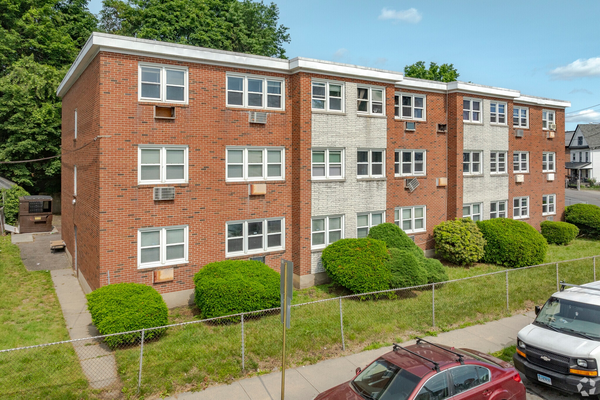 191 Oak St, Bridgeport, CT à vendre Photo du bâtiment- Image 1 de 42