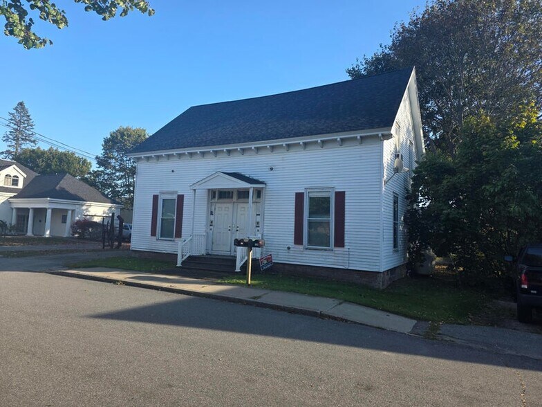 12 Grace Street Pl, Rockland, ME à vendre - Photo principale - Image 1 de 11