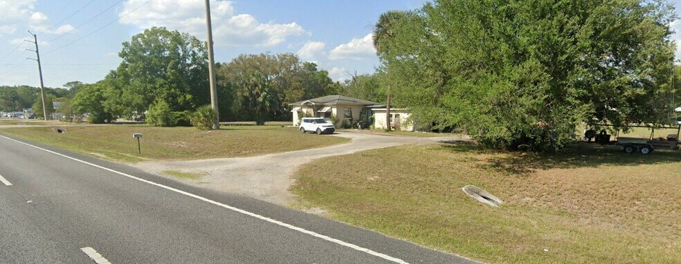 2499 N Woodland Blvd, Deland, FL à vendre - Photo principale - Image 2 de 3
