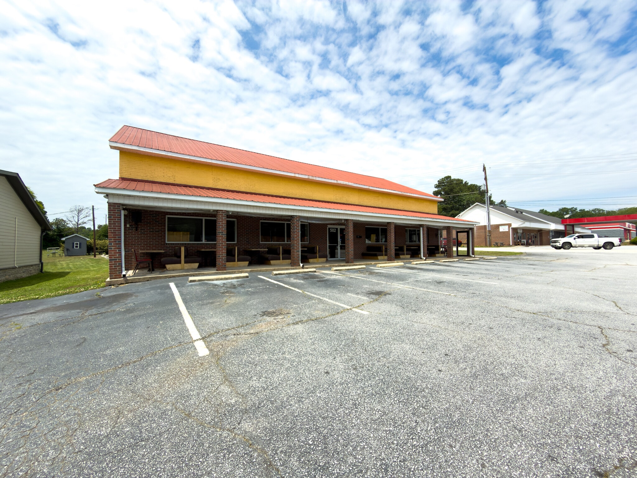 502 SE Main St, Simpsonville, SC à vendre Photo du bâtiment- Image 1 de 7