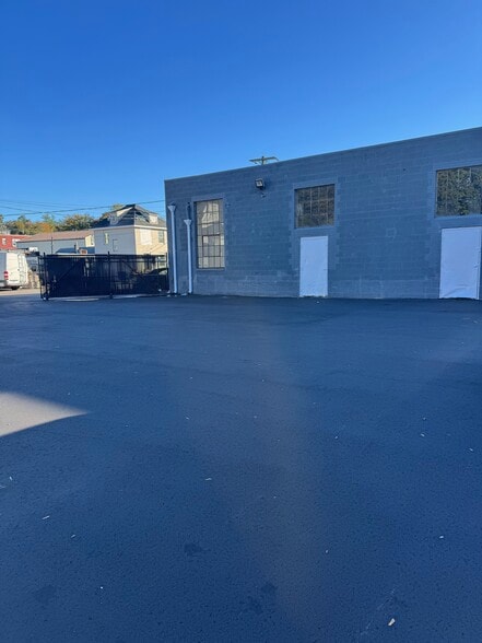 5 Van Tassell Ct, Norwalk, CT for lease - Building Photo - Image 2 of 3