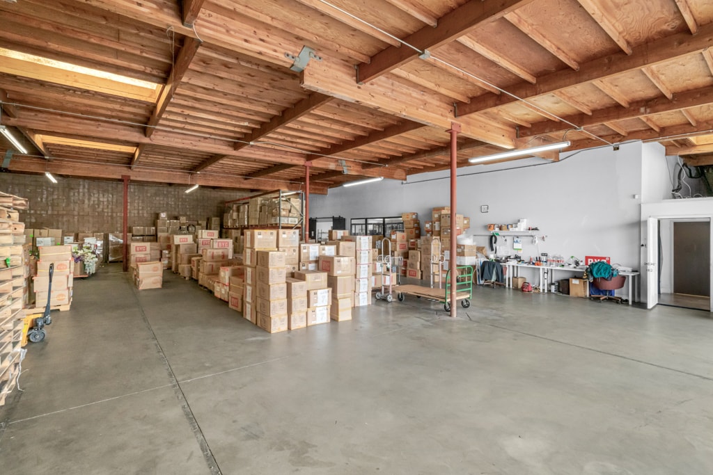 18732 Corby Ave, Artesia, CA for lease Interior Photo- Image 1 of 19