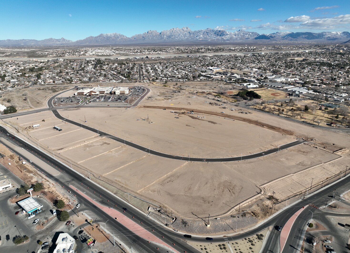 2700 N Main St, Las Cruces, NM à vendre Aérien- Image 1 de 5