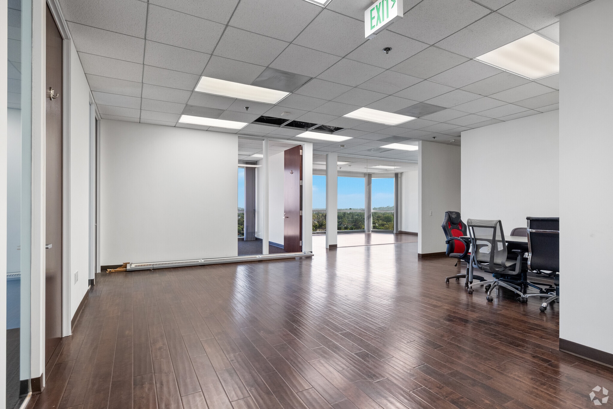 6100 Wilshire Blvd, Los Angeles, CA for lease Interior Photo- Image 1 of 2