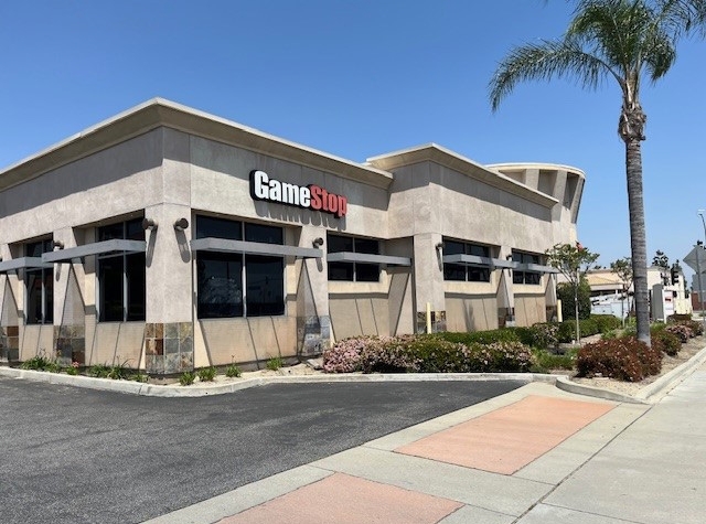 120 W Baseline Ave, Rialto, CA for lease - Building Photo - Image 1 of 3