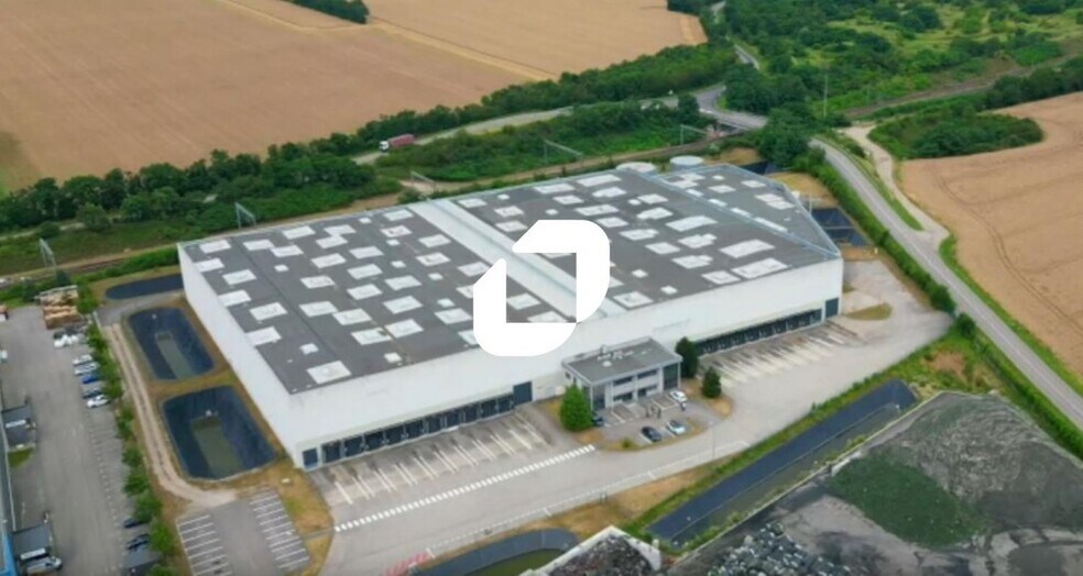 Industrial in Grenay for lease - Aerial - Image 1 of 2