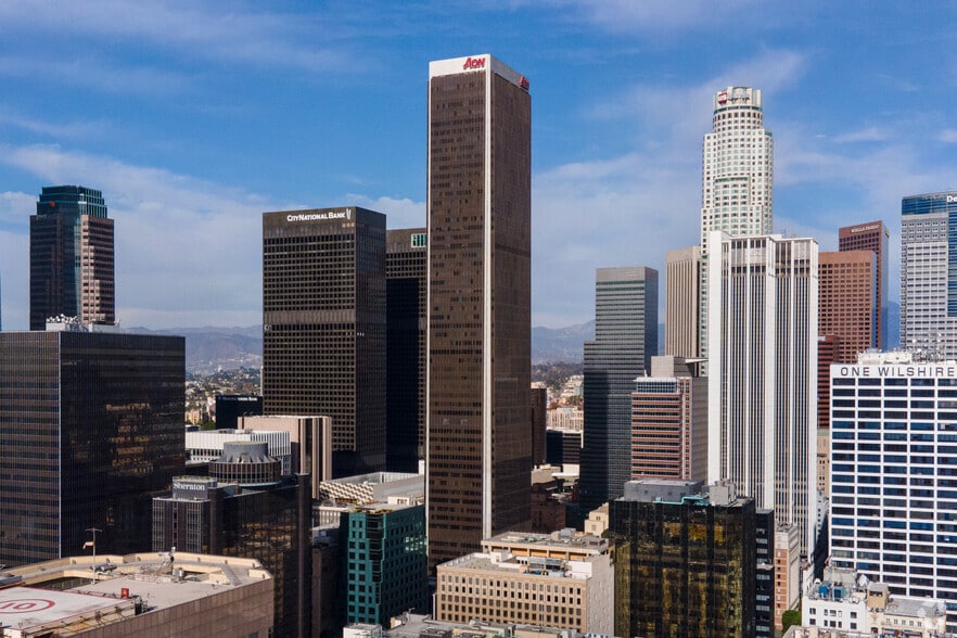 707 Wilshire Blvd, Los Angeles, CA for lease - Building Photo - Image 1 of 7