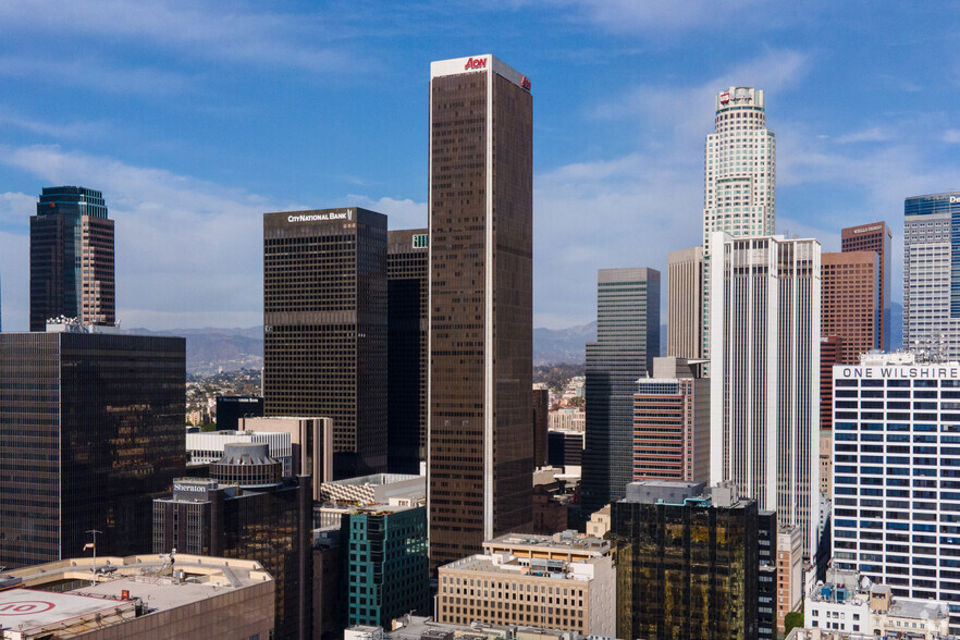 707 Wilshire Blvd, Los Angeles, CA à louer - Photo principale - Image 1 de 14