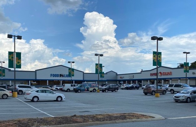 2831 S Main St, High Point, NC à louer - Photo du bâtiment - Image 1 de 3