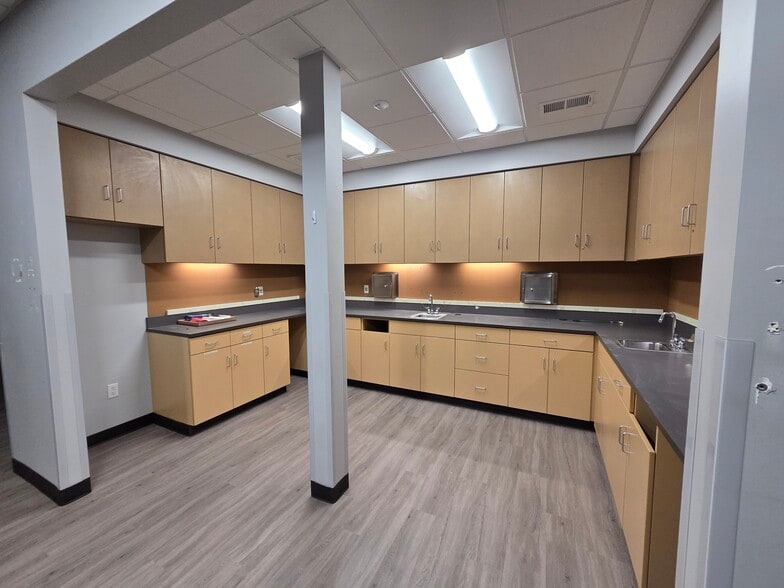 2709 Pelham Rd, Greenville, SC for lease - Interior Photo - Image 2 of 12