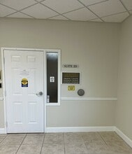 836 Sunset Lake Blvd, Venice, FL for lease Interior Photo- Image 2 of 15