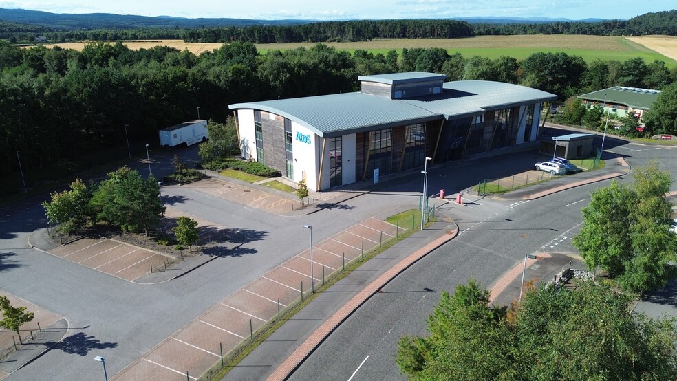 1 Enterprise Ct, Forres à louer - Photo du bâtiment - Image 3 de 5