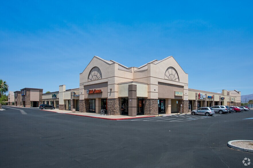 5425 E 22nd St, Tucson, AZ à louer - Photo du bâtiment - Image 2 de 8