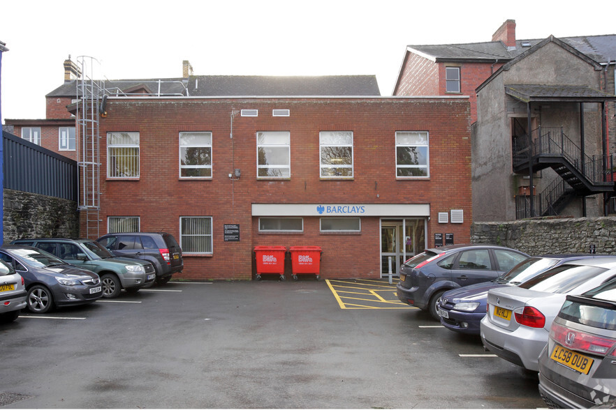 11-11a Broad St, Builth Wells for sale - Building Photo - Image 2 of 5