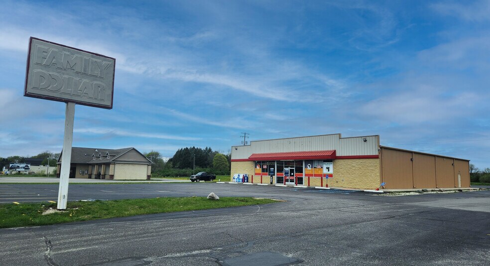 2646 9 Mile Rd, Remus, MI à vendre - Photo du bâtiment - Image 2 de 3