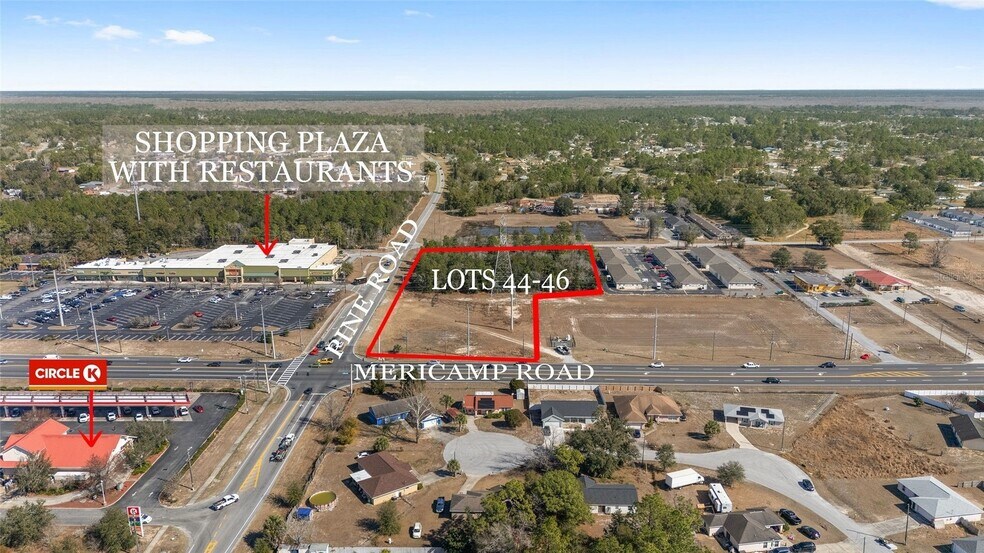 7013 SE Maricamp Rd, Ocala, FL à vendre - Photo du bâtiment - Image 1 de 11