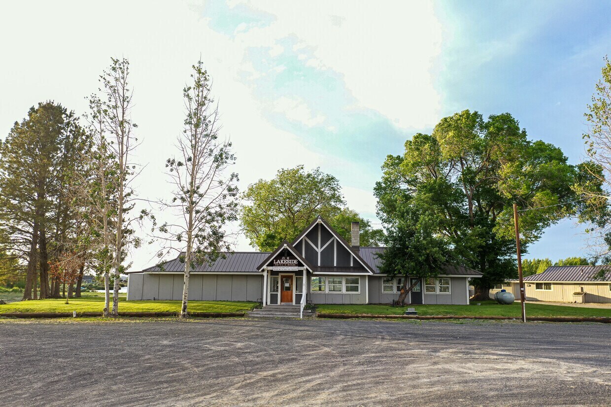 87275 County Hwy 9-28, Christmas Valley, OR à vendre Photo du bâtiment- Image 1 de 97