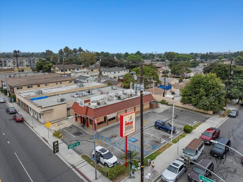 5991 Atlantic Ave, Long Beach, CA à vendre - Photo du bâtiment - Image 3 de 24