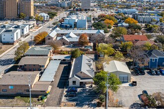 218 Maverick St, San Antonio, TX - AERIAL  map view