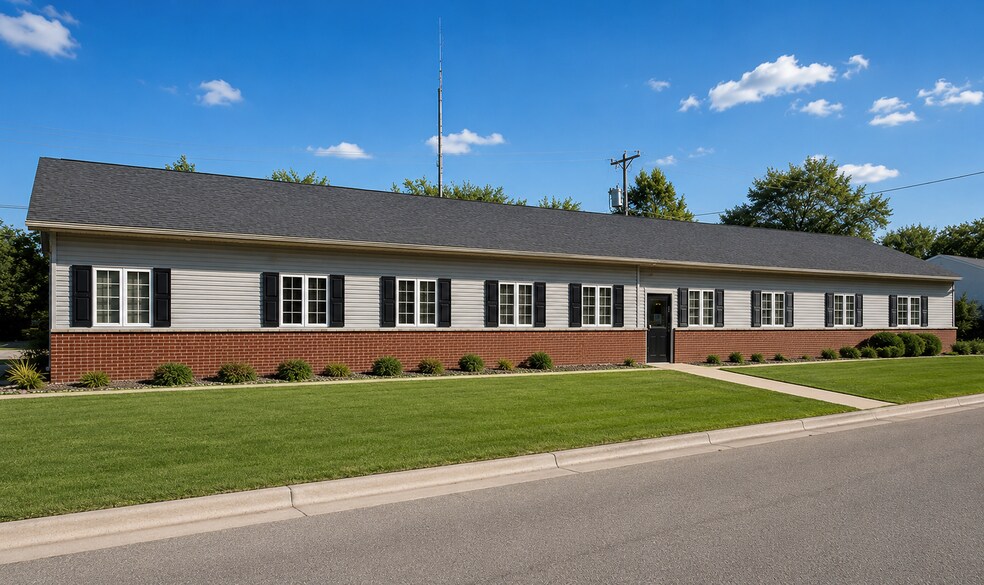 118 S Main St, Medford, MN for lease - Interior Photo - Image 1 of 14
