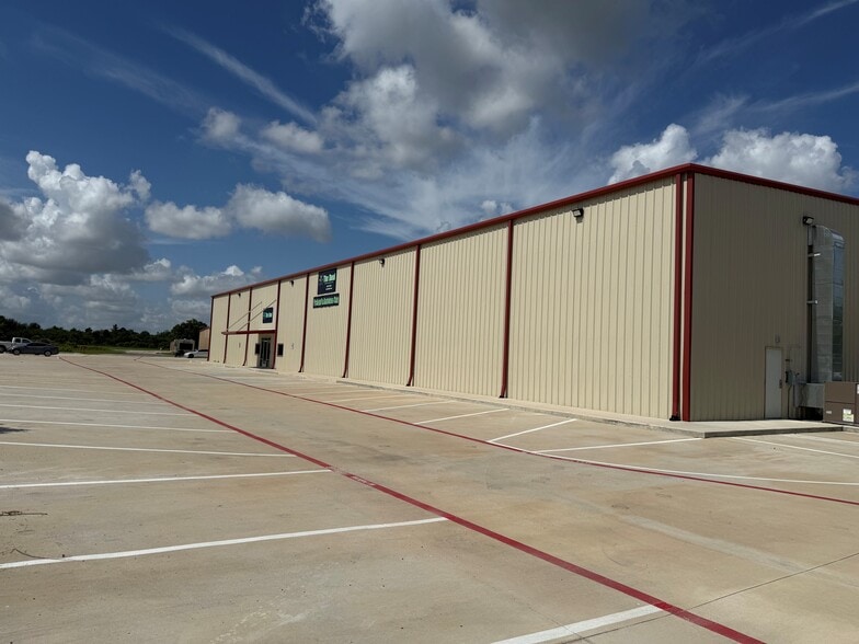 22719 Schiel Rd, Cypress, TX for lease - Building Photo - Image 2 of 8