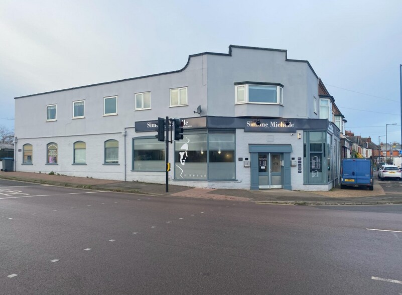 73-75 High Rd, Felixstowe à vendre - Photo du bâtiment - Image 1 de 3