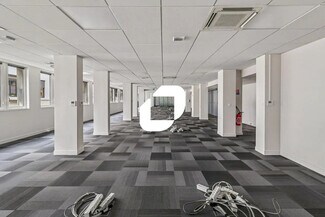 Plus de détails pour 12 Rue Vernier, Paris - Bureau à louer