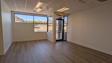 2001 W Alameda Dr, Tempe, AZ for lease Interior Photo- Image 1 of 10