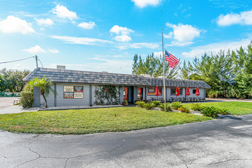 3208 Forest Hill Blvd, Palm Springs, FL for sale - Building Photo - Image 2 of 41