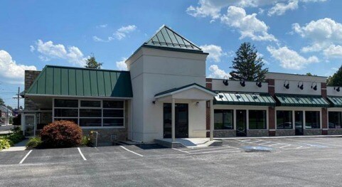 312 N Queen St, Littlestown, PA à louer - Photo du bâtiment - Image 2 de 2