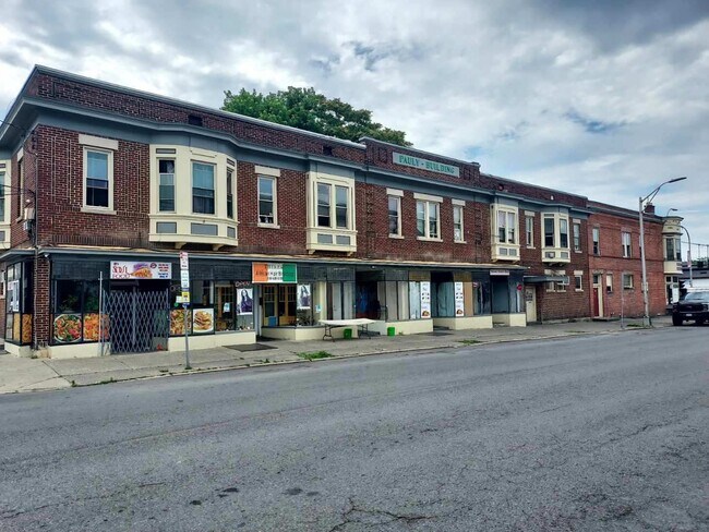 Plus de détails pour 337 Central Ave, Albany, NY - Commerce de détail à vendre