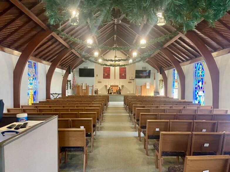 1100 N Poinsettia Ave, Manhattan Beach, CA à louer - Photo intérieure - Image 2 de 7