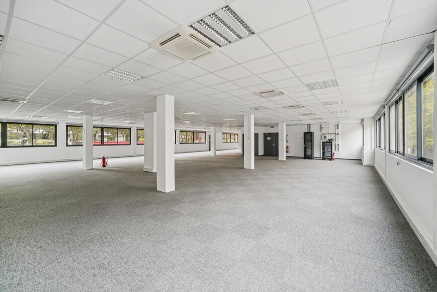20 Rue Louis Guérin, Villeurbanne for lease - Interior Photo - Image 3 of 13
