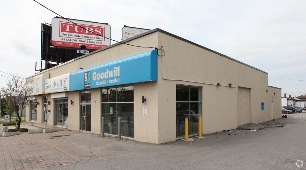 3302 Dufferin St, Toronto, ON à louer - Photo du bâtiment - Image 2 de 5