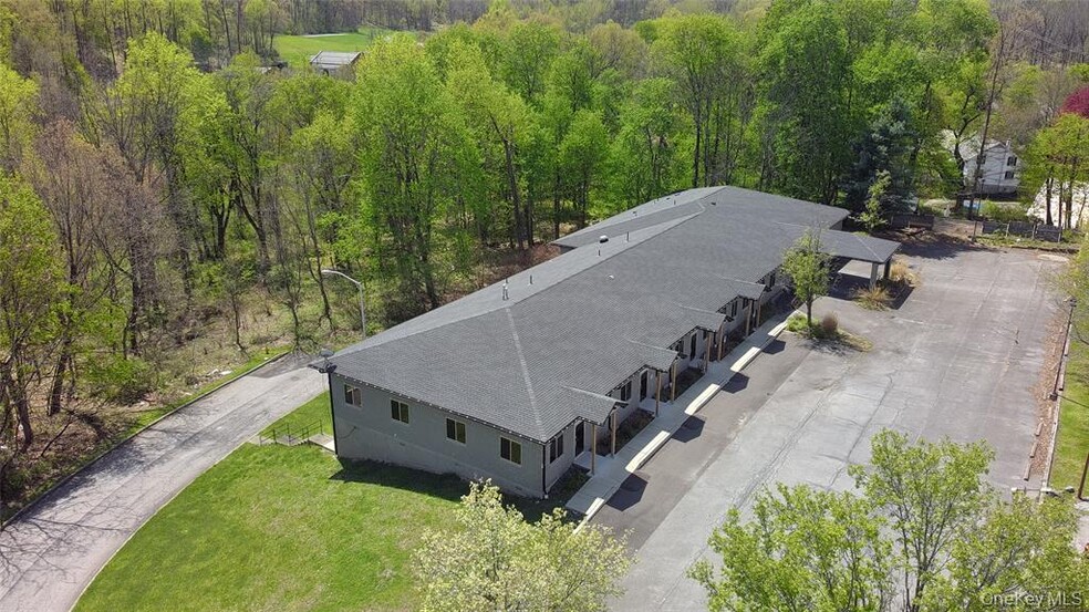 4 Corwin Ct, Newburgh, NY for sale - Building Photo - Image 2 of 24