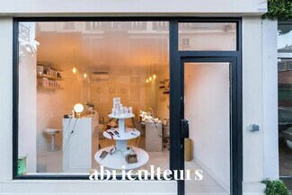 Plus de détails pour Commerce de détail à vendre