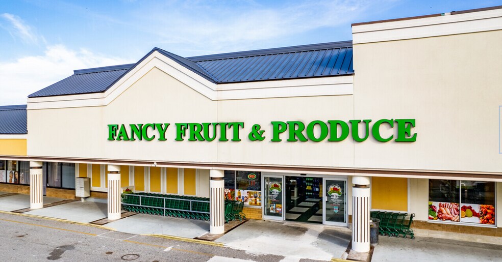 7001 S Orange Blossom Trl, Orlando, FL à louer - Photo du bâtiment - Image 3 de 8