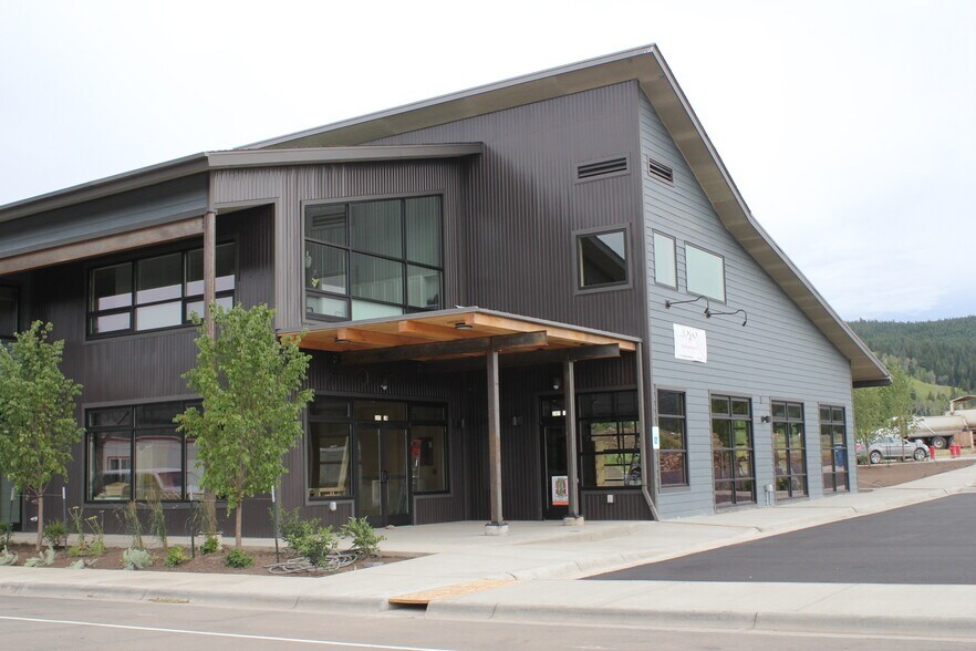 245 Town Center Ave, Big Sky, MT à louer - Photo du bâtiment - Image 1 de 2