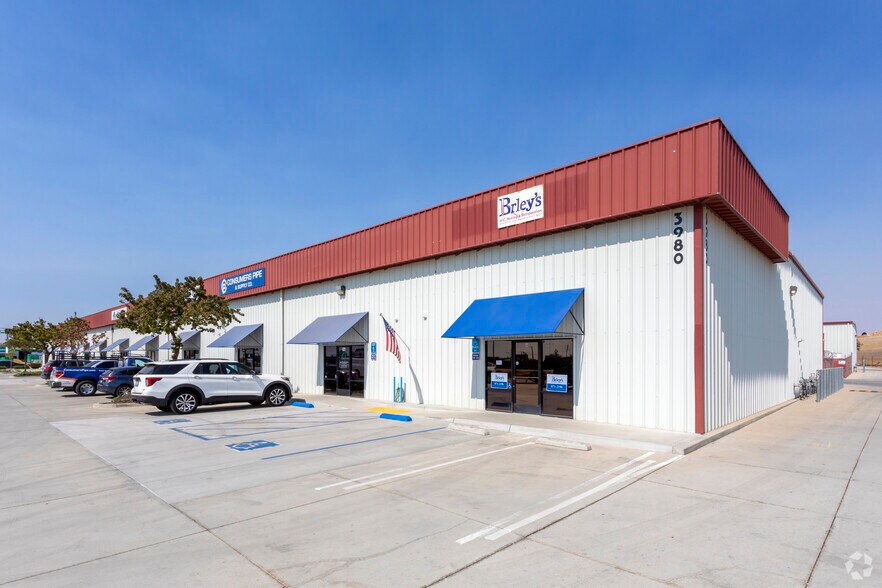3980 Saco Rd, Bakersfield, CA à louer - Photo du bâtiment - Image 3 de 10