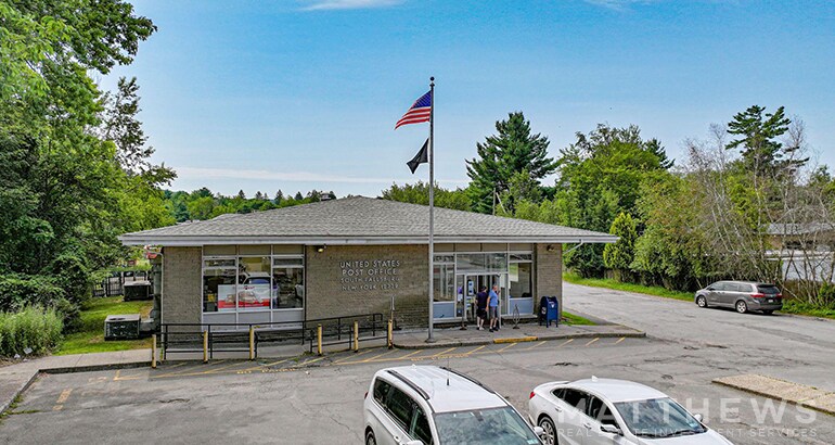 25 Railroad Plz, South Fallsburg, NY à vendre Photo principale- Image 1 de 1