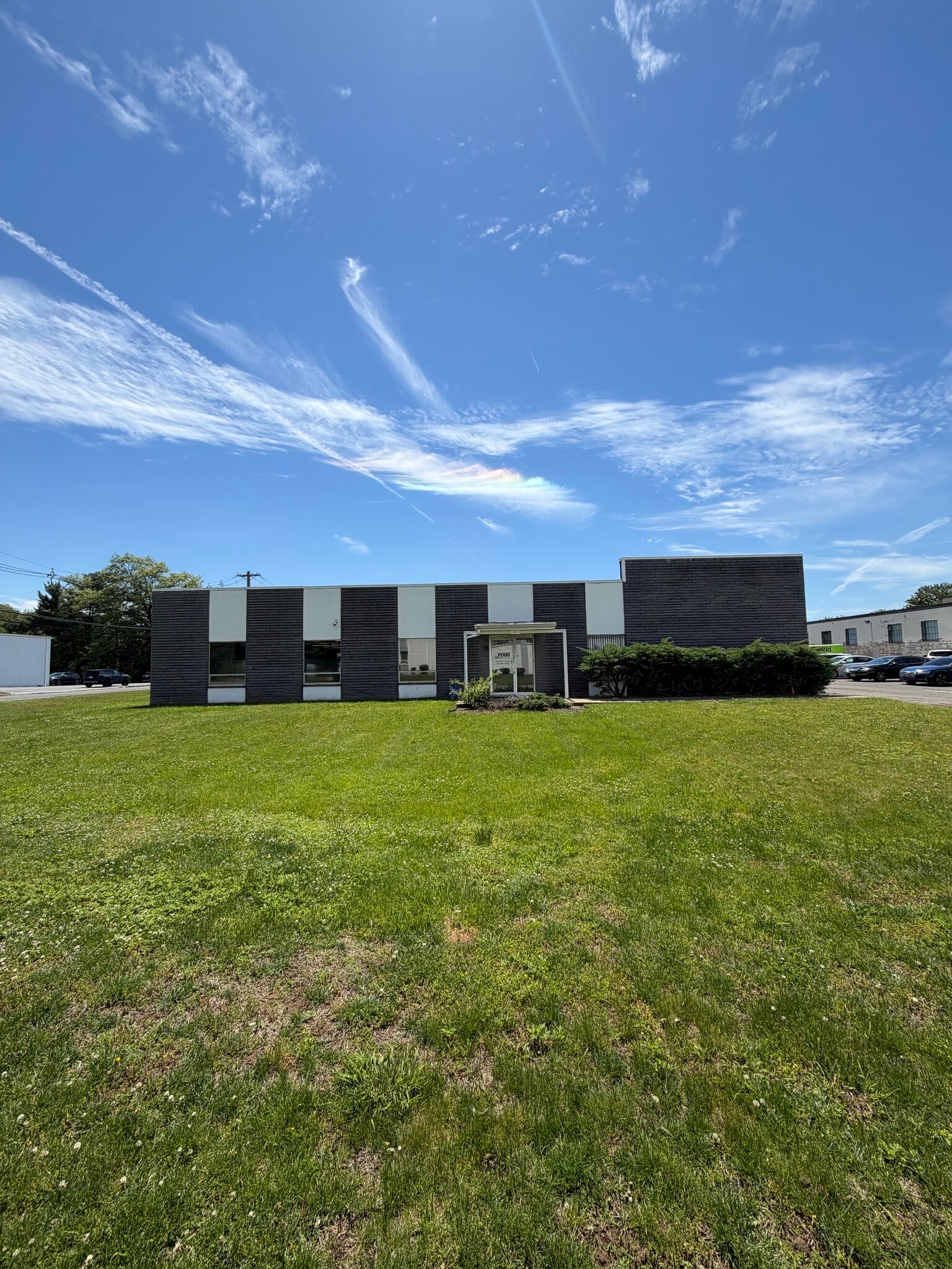 22 Spielman Rd, Fairfield, NJ for lease Building Photo- Image 1 of 12