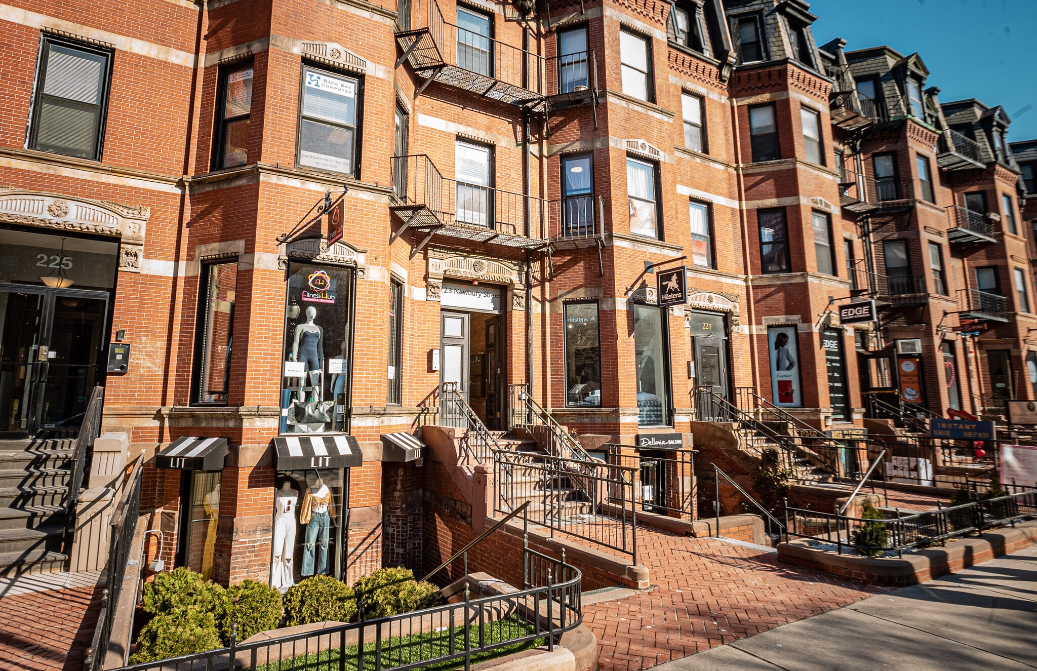 232 Newbury St, Boston, MA for lease Primary Photo- Image 1 of 4